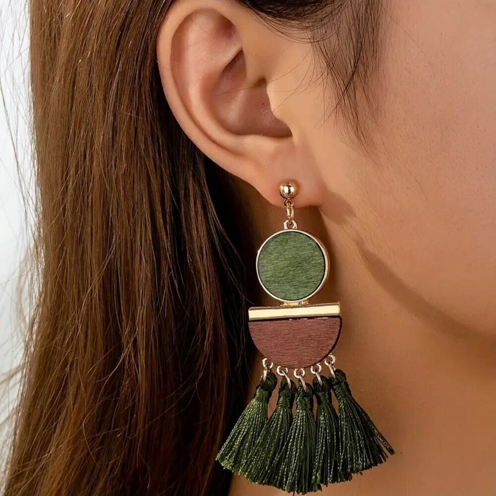NEW pair BOHO tassel earrings, trendy vintage jewelry, retro earrings, dangle